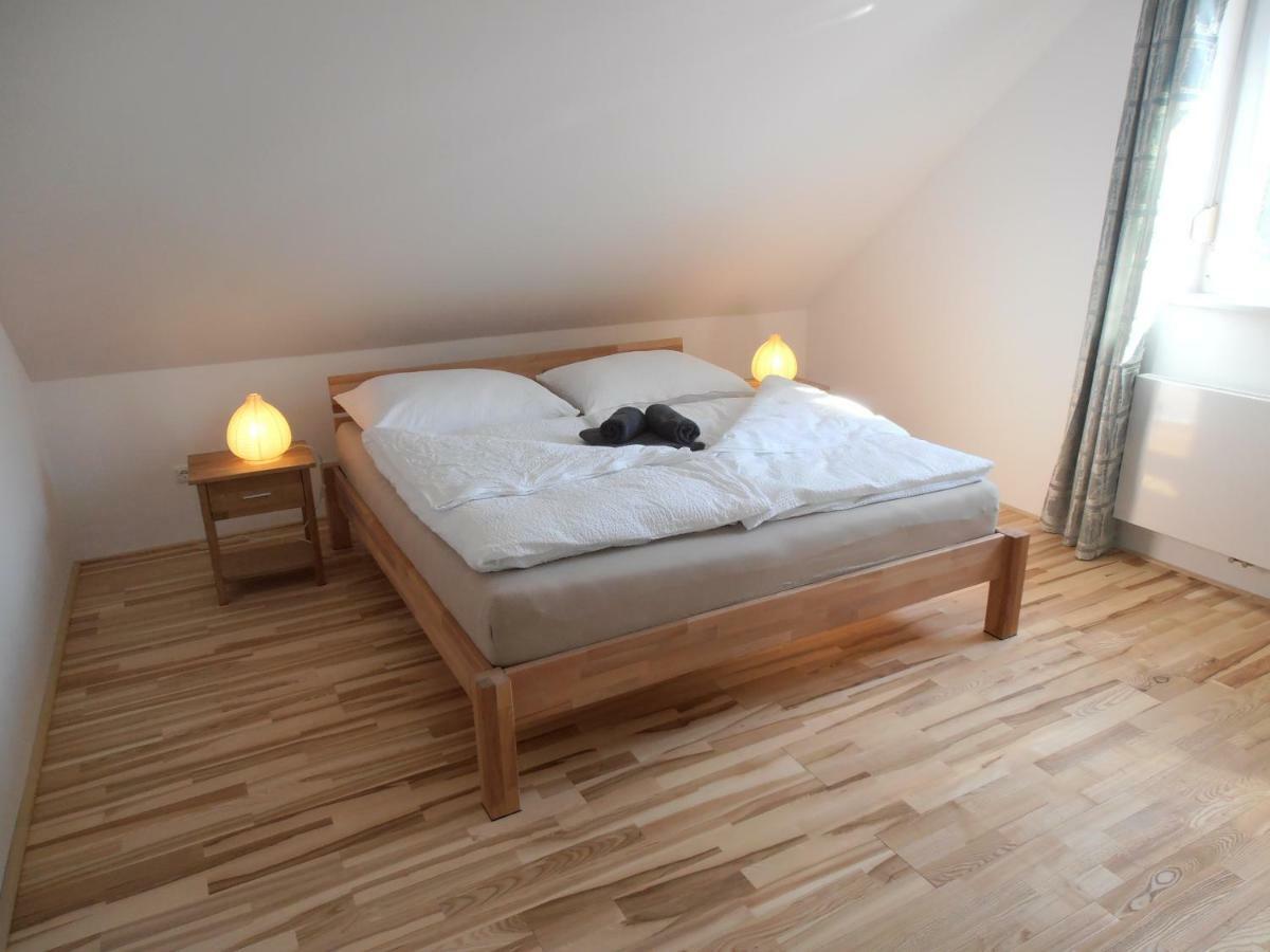 Ferienwohnung Am Kirchberg Jois Extérieur photo